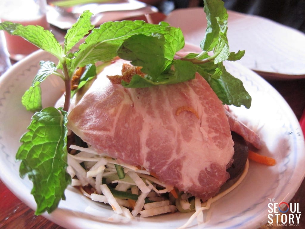vegetable kon lau mee with sliced mangalica pork