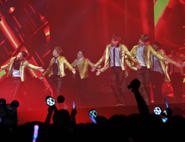 [SINGAPORE] EXO Loves EXO-Ls Right with spectacular first concert of 2016!