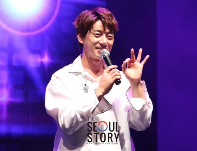 [MALAYSIA] Hwang Chi Yeul Delights In Mid Autumn Festival at Cheras Leisure Mall