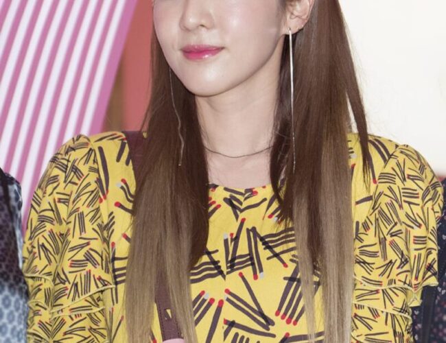 [SINGAPORE] Sandara Park Shines at Unveiling of Kate Spade New York’s Global Pop-Up Store