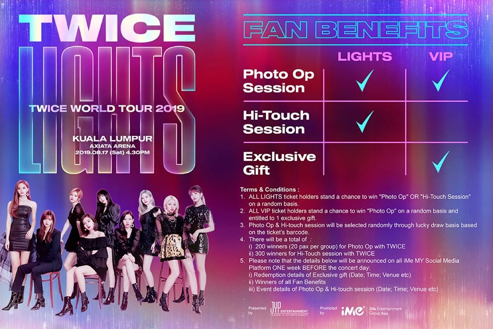 UPCOMING EVENT] TWICE World Tour 2019 'TWICELIGHTS' in