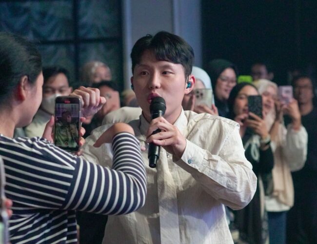 [INDONESIA] DEPT Brings a Warm Vibe to the ‘Dream Age Tour’ in Jakarta
