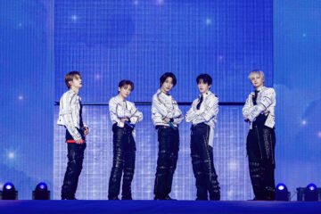 [SINGAPORE] Tomorrow X Together Take MOAs Over The Moon with Youthful Performances