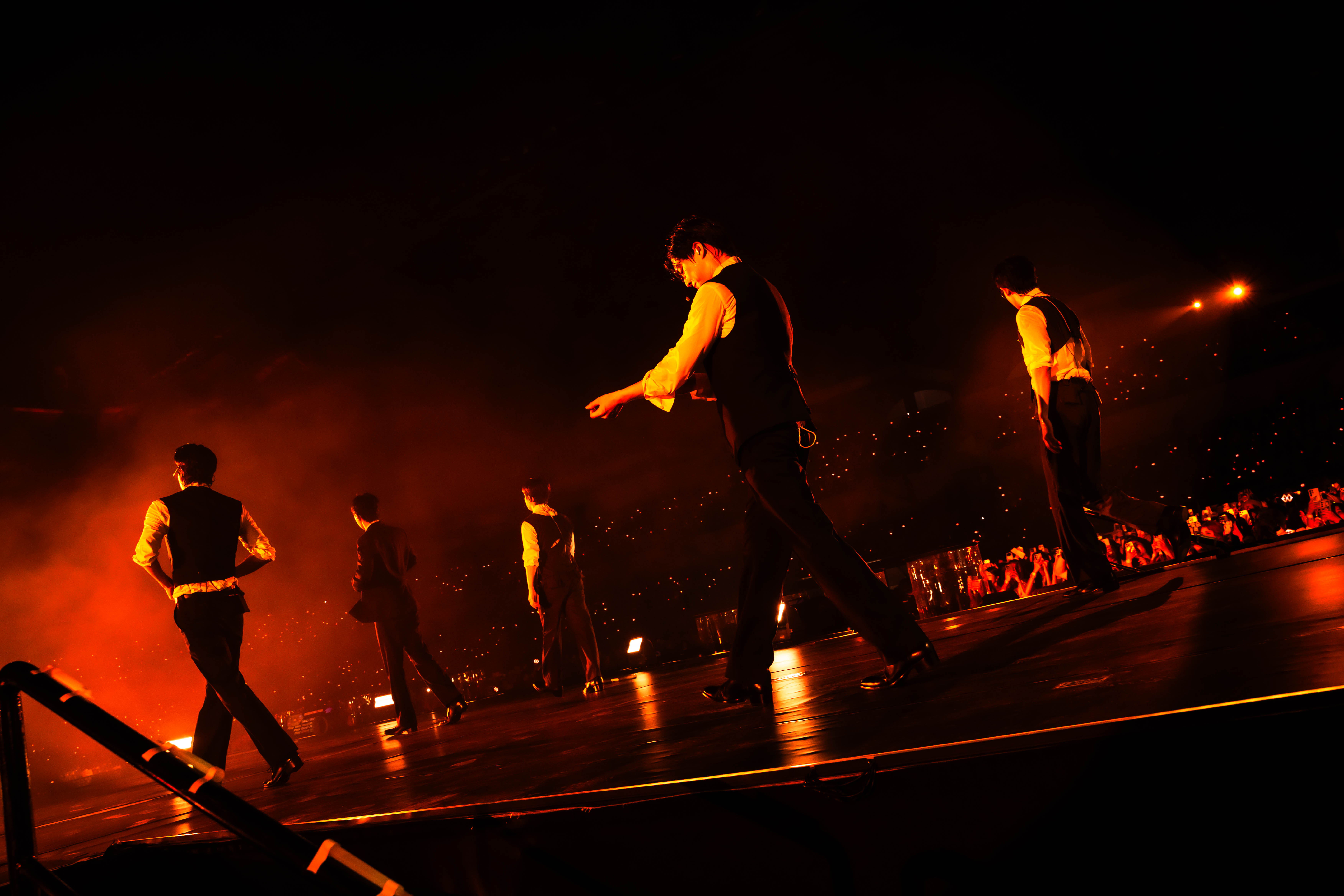[MALAYSIA] Opening a Time Capsule: EXO’s Long-Awaited Homecoming in Kuala Lumpur